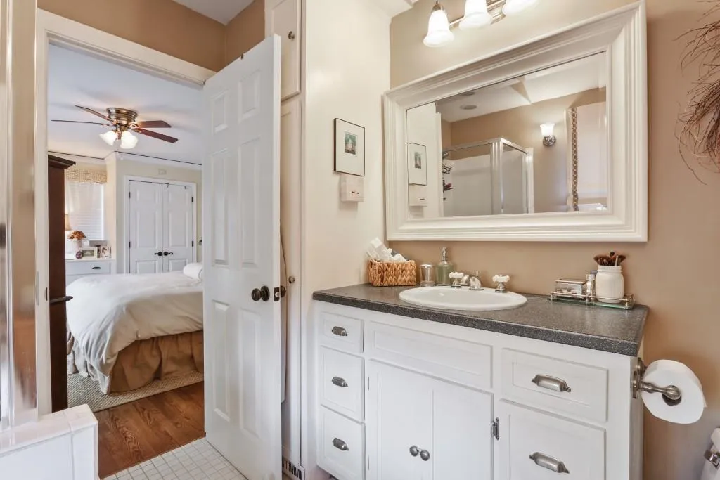 344 Pine Forest Road, Atlanta, Georgia 30342, 3 Bedrooms Bedrooms, ,2 BathroomsBathrooms,Residential,Sold,344 Pine Forest Road,5780701