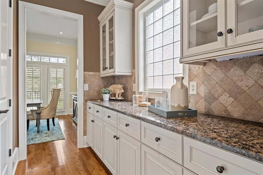 1103 Dunroven Drive, Atlanta, Georgia 30342, 4 Bedrooms Bedrooms, ,3 BathroomsBathrooms,Residential,Sold,1103 Dunroven Drive,6834813