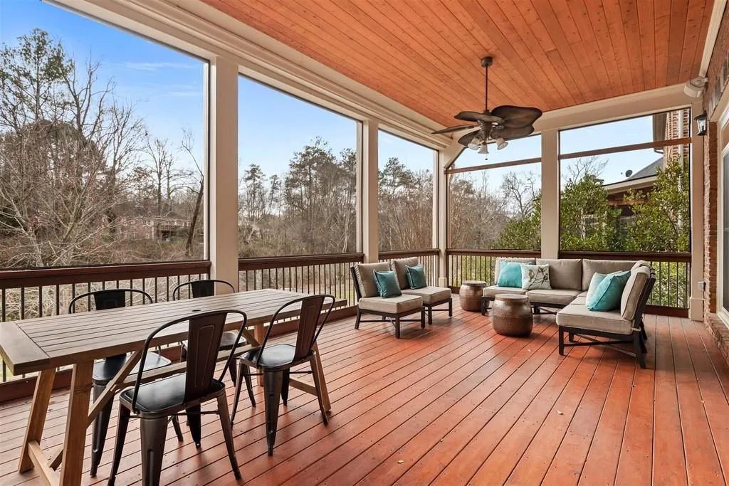 1103 Dunroven Drive, Atlanta, Georgia 30342, 4 Bedrooms Bedrooms, ,3 BathroomsBathrooms,Residential,Sold,1103 Dunroven Drive,6834813