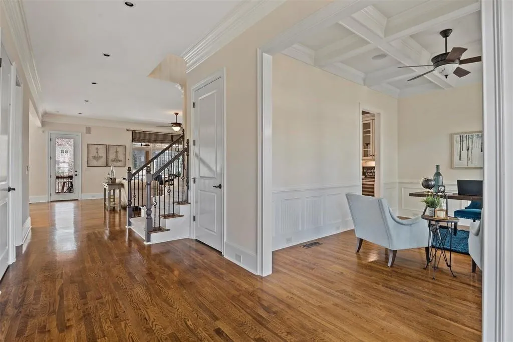 1103 Dunroven Drive, Atlanta, Georgia 30342, 4 Bedrooms Bedrooms, ,3 BathroomsBathrooms,Residential,Sold,1103 Dunroven Drive,6834813