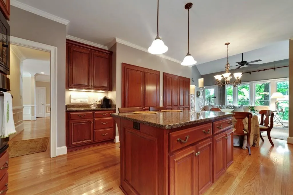 115 Grosvenor Place, Sandy Springs, Georgia 30328, 4 Bedrooms Bedrooms, ,2 BathroomsBathrooms,Residential,Sold,115 Grosvenor Place,6042167