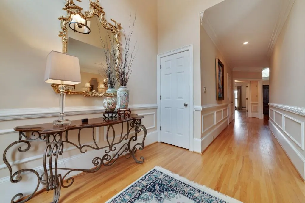 115 Grosvenor Place, Sandy Springs, Georgia 30328, 4 Bedrooms Bedrooms, ,2 BathroomsBathrooms,Residential,Sold,115 Grosvenor Place,6042167