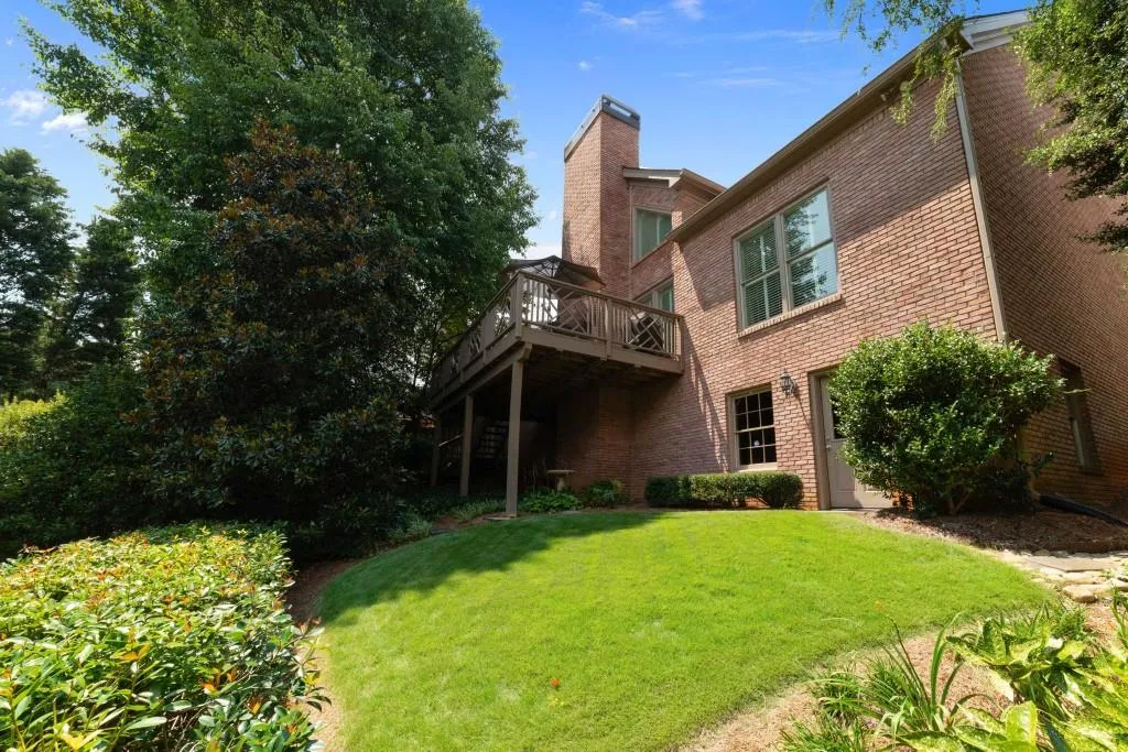 115 Grosvenor Place, Sandy Springs, Georgia 30328, 4 Bedrooms Bedrooms, ,2 BathroomsBathrooms,Residential,Sold,115 Grosvenor Place,6042167