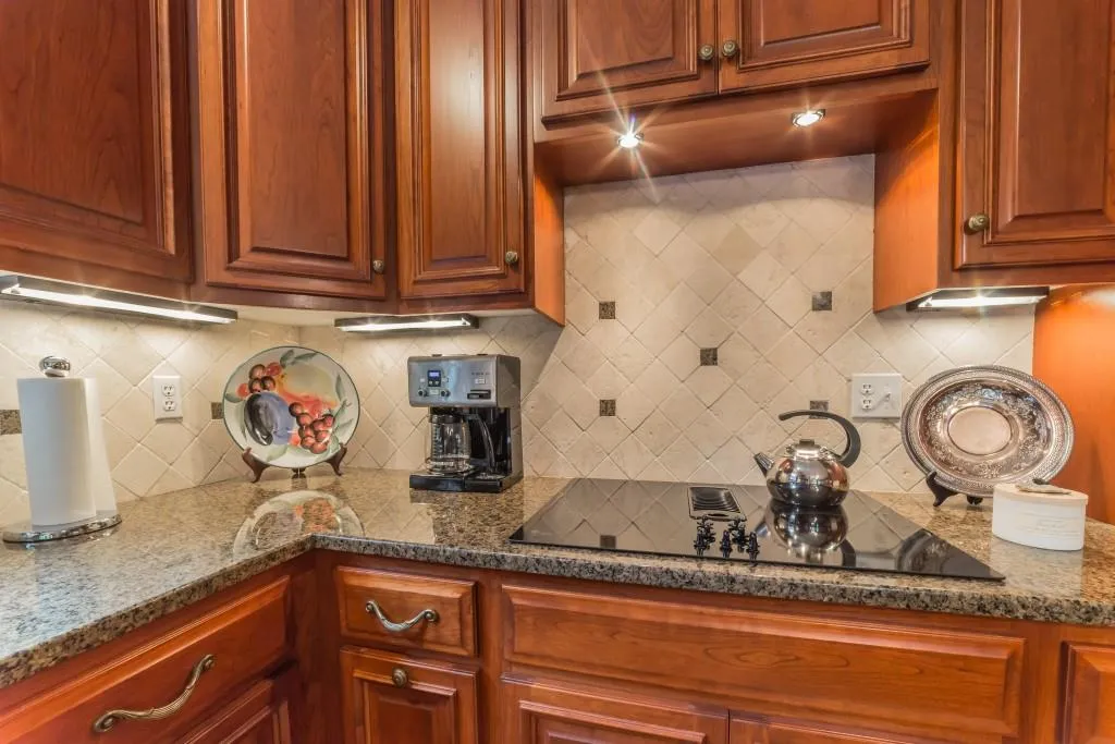 115 Grosvenor Place, Sandy Springs, Georgia 30328, 4 Bedrooms Bedrooms, ,2 BathroomsBathrooms,Residential,Sold,115 Grosvenor Place,6042167