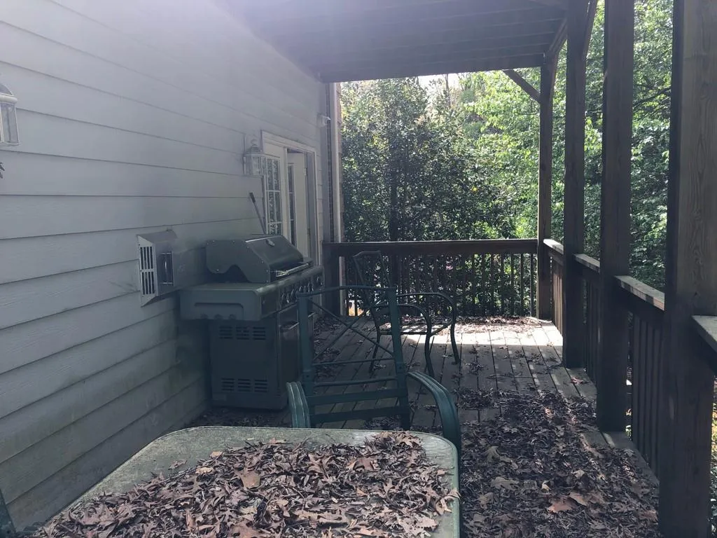 210 Aerie Court, Sandy Springs, Georgia 30350, 5 Bedrooms Bedrooms, ,5 BathroomsBathrooms,Residential,Sold,210 Aerie Court,6877217