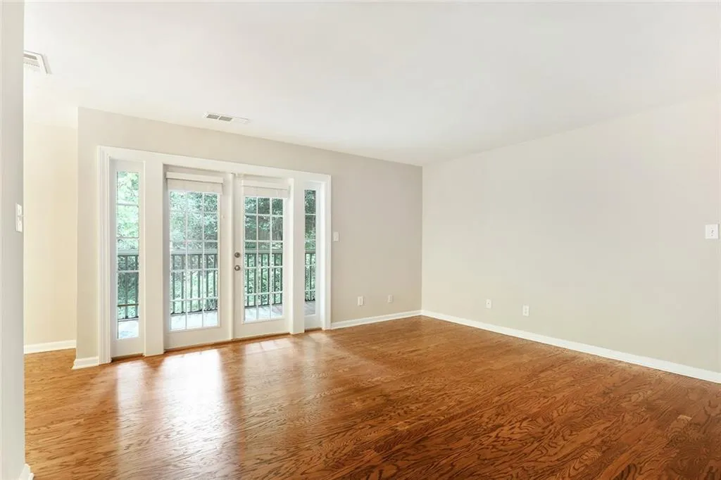 1445 Monroe Drive Ne Unit B3, Atlanta, Georgia 30324, 2 Bedrooms Bedrooms, ,2 BathroomsBathrooms,Residential,Sold,1445 Monroe Drive Ne Unit B3,5857209