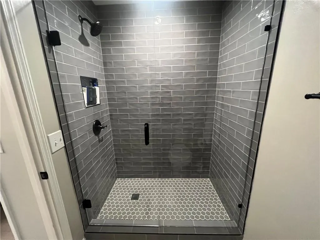 309 Hollyfax Circle Ne, Sandy Springs, Georgia 30328, 2 Bedrooms Bedrooms, ,2 BathroomsBathrooms,Residential,Sold,309 Hollyfax Circle Ne,7252499