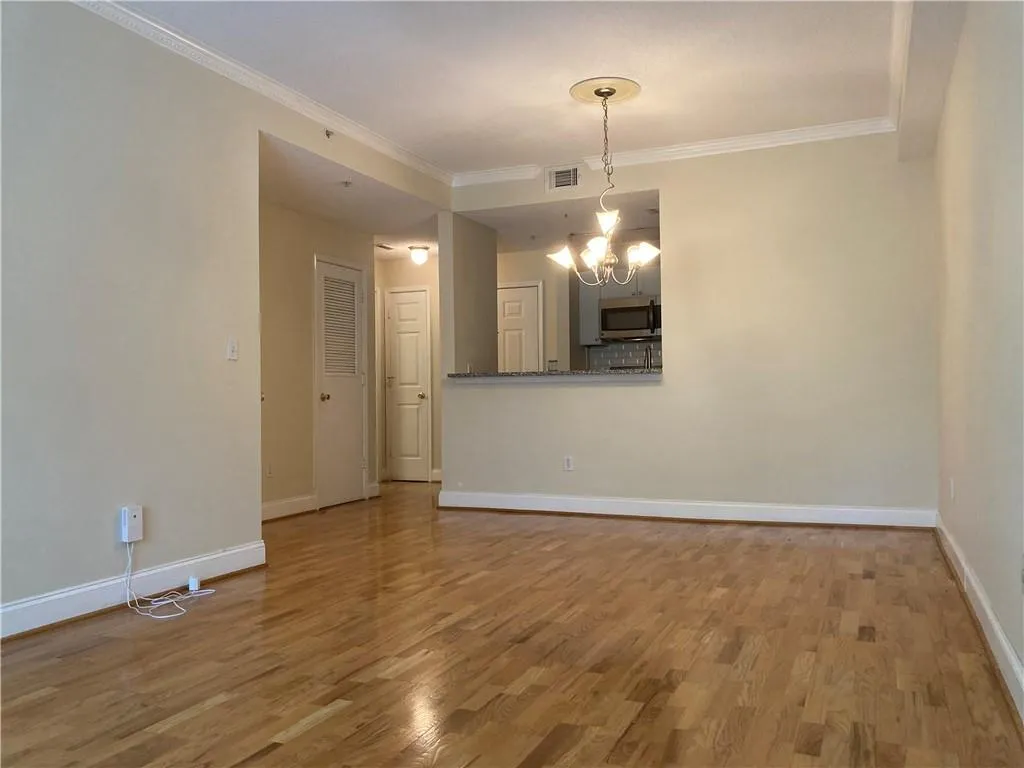 1075 Peachtree Walk Unit A205, Atlanta, Georgia 30309, 1 Bedroom Bedrooms, ,1 BathroomBathrooms,Residential,For Sale,1075 Peachtree Walk Unit A205,7591754