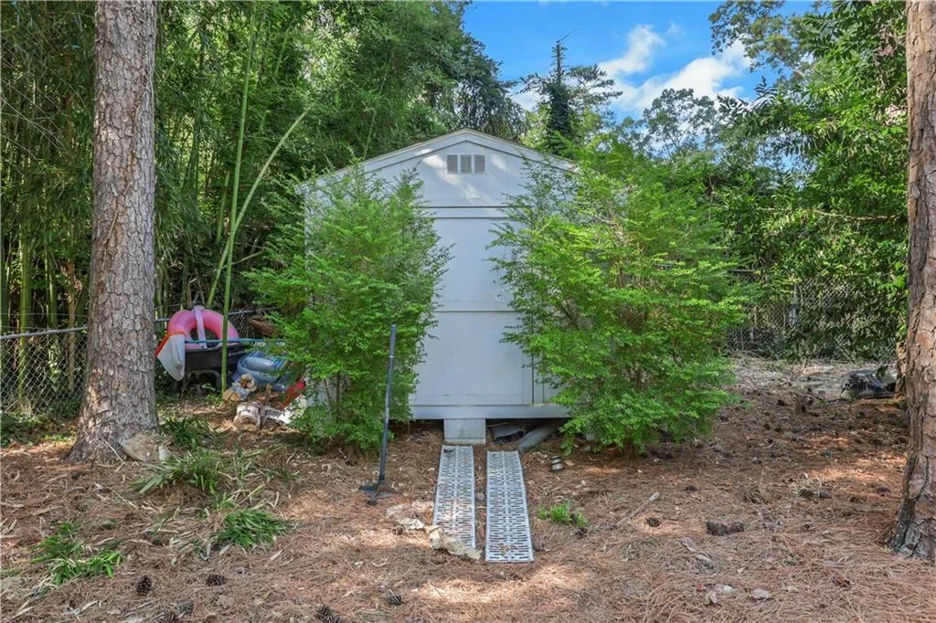 230 Berwick Drive, Atlanta, Georgia 30328, 4 Bedrooms Bedrooms, ,2 BathroomsBathrooms,Residential,Sold,230 Berwick Drive,7465681