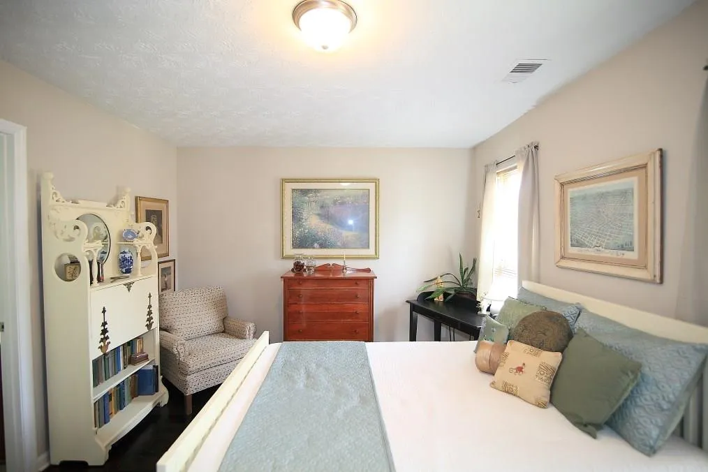 245 Winding River Drive Unit I, Sandy Springs, Georgia 30350, 2 Bedrooms Bedrooms, ,1 BathroomBathrooms,Residential,Sold,245 Winding River Drive Unit I,5808126