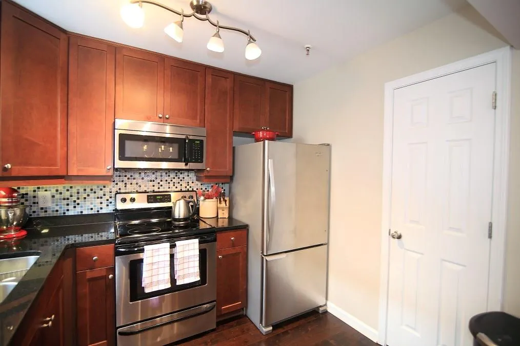 245 Winding River Drive Unit I, Sandy Springs, Georgia 30350, 2 Bedrooms Bedrooms, ,1 BathroomBathrooms,Residential,Sold,245 Winding River Drive Unit I,5808126