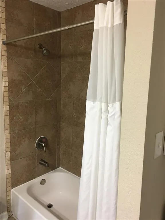 245 Winding River Drive Unit I, Sandy Springs, Georgia 30350, 2 Bedrooms Bedrooms, ,1 BathroomBathrooms,Residential,Sold,245 Winding River Drive Unit I,5808126