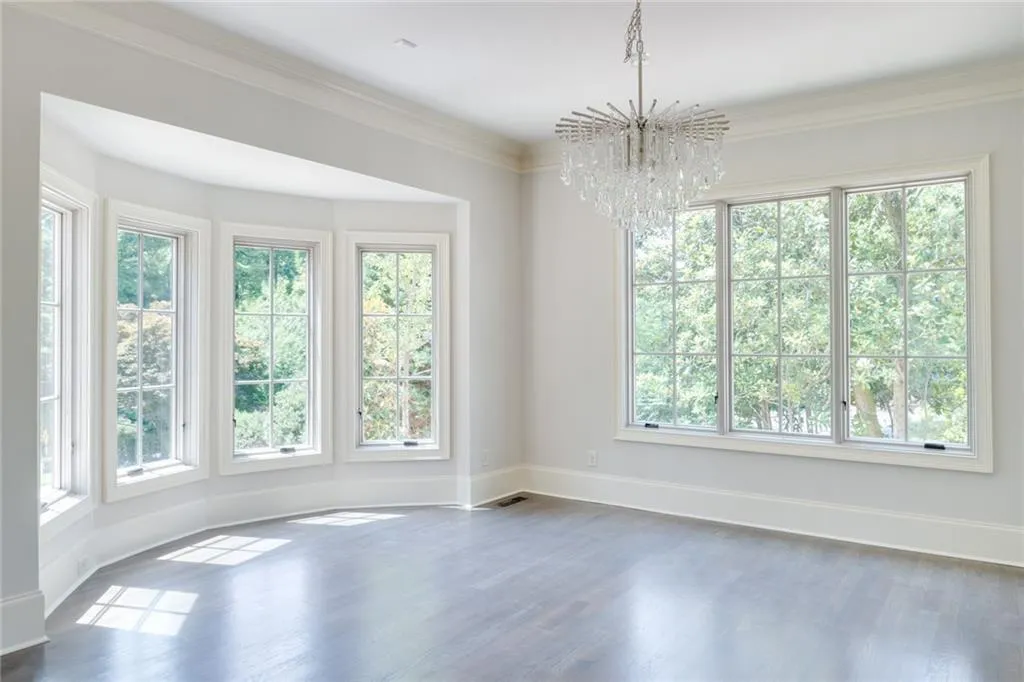 3659 Northside Drive Nw, Atlanta, Georgia 30305, 5 Bedrooms Bedrooms, ,5 BathroomsBathrooms,Residential,Sold,3659 Northside Drive Nw,5657545