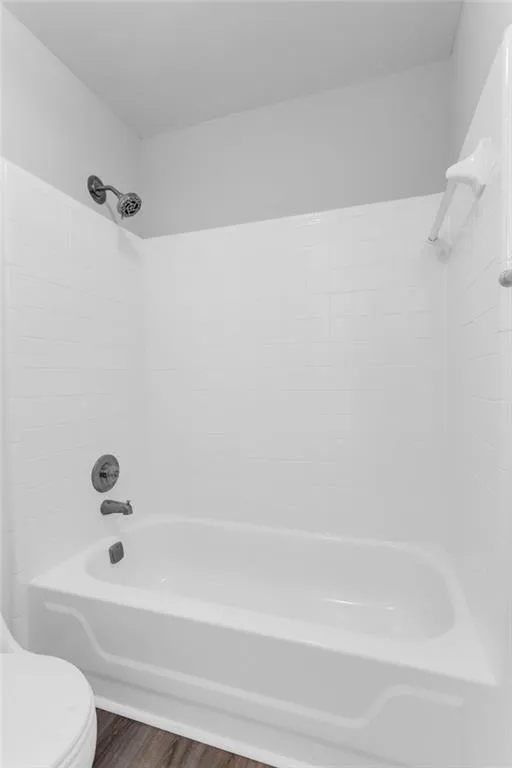 422 Granville Court, Sandy Springs, Georgia 30328, 1 Bedroom Bedrooms, ,1 BathroomBathrooms,Residential,Sold,422 Granville Court,7180012