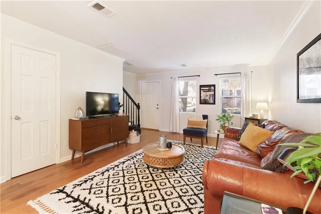 155 N River Drive Unit G, Sandy Springs, Georgia 30350, 2 Bedrooms Bedrooms, ,2 BathroomsBathrooms,Residential,Sold,155 N River Drive Unit G,7091370