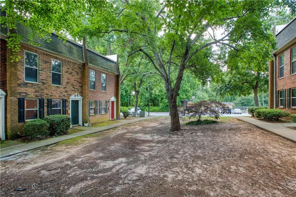 155 N River Drive Unit G, Sandy Springs, Georgia 30350, 2 Bedrooms Bedrooms, ,2 BathroomsBathrooms,Residential,Sold,155 N River Drive Unit G,7091370