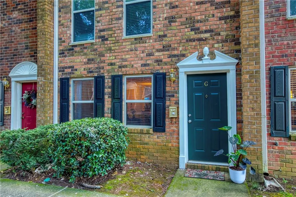 155 N River Drive Unit G, Sandy Springs, Georgia 30350, 2 Bedrooms Bedrooms, ,2 BathroomsBathrooms,Residential,Sold,155 N River Drive Unit G,7091370