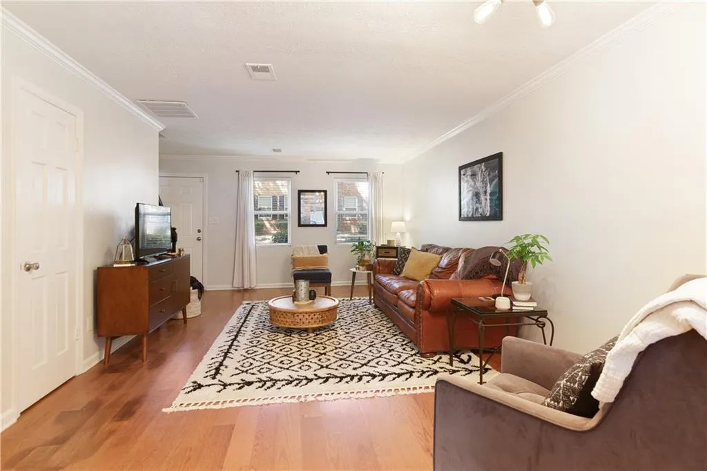 155 N River Drive Unit G, Sandy Springs, Georgia 30350, 2 Bedrooms Bedrooms, ,2 BathroomsBathrooms,Residential,Sold,155 N River Drive Unit G,7091370