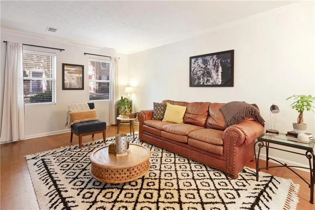 155 N River Drive Unit G, Sandy Springs, Georgia 30350, 2 Bedrooms Bedrooms, ,2 BathroomsBathrooms,Residential,Sold,155 N River Drive Unit G,7091370