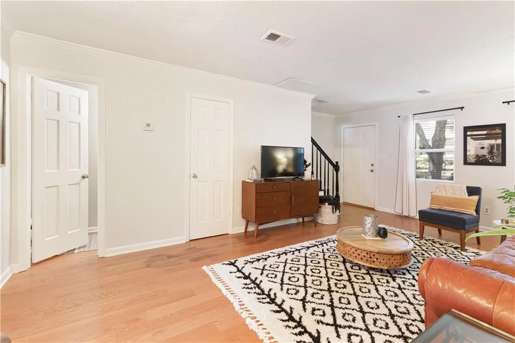 155 N River Drive Unit G, Sandy Springs, Georgia 30350, 2 Bedrooms Bedrooms, ,2 BathroomsBathrooms,Residential,Sold,155 N River Drive Unit G,7091370