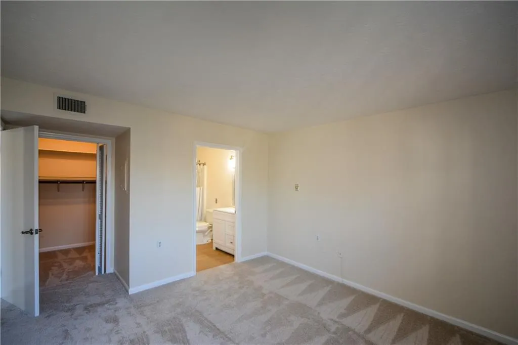 475 Mount Vernon Highway Ne Unit C-220, Sandy Springs, Georgia 30328, 1 Bedroom Bedrooms, ,1 BathroomBathrooms,Residential,For Sale,475 Mount Vernon Highway Ne Unit C-220,7662520
