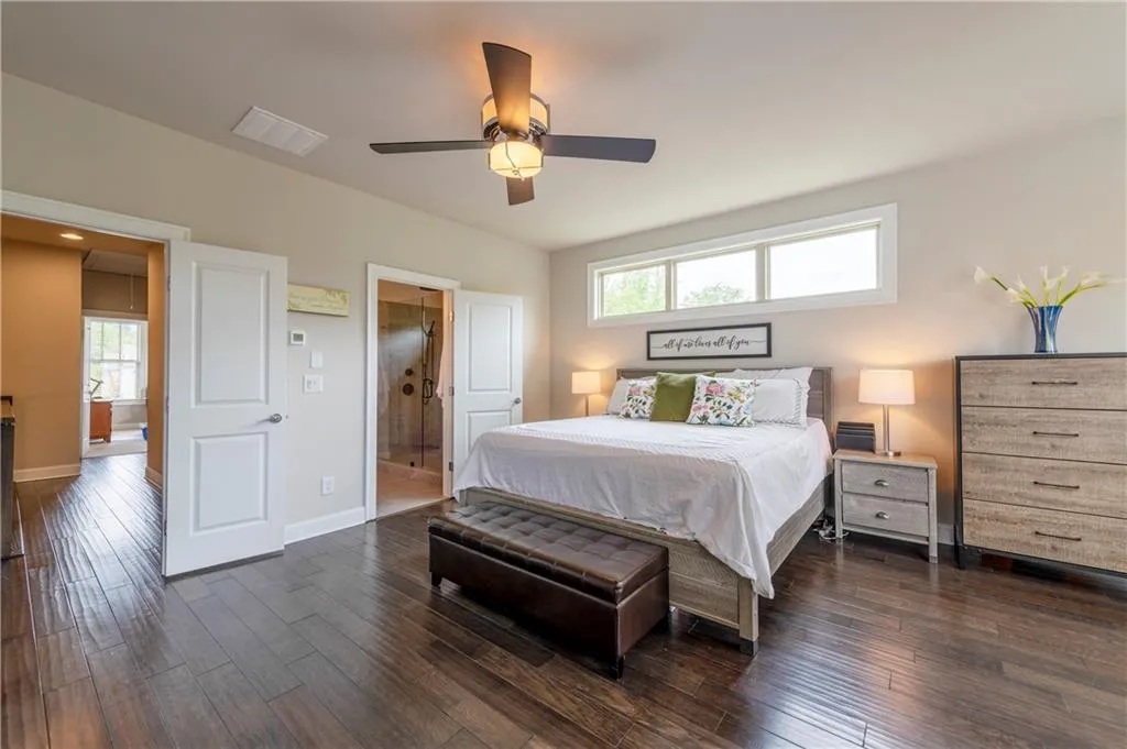 4269 Deming Circle, Sandy Springs, Georgia 30342, 3 Bedrooms Bedrooms, ,3 BathroomsBathrooms,Residential,Sold,4269 Deming Circle,6878737