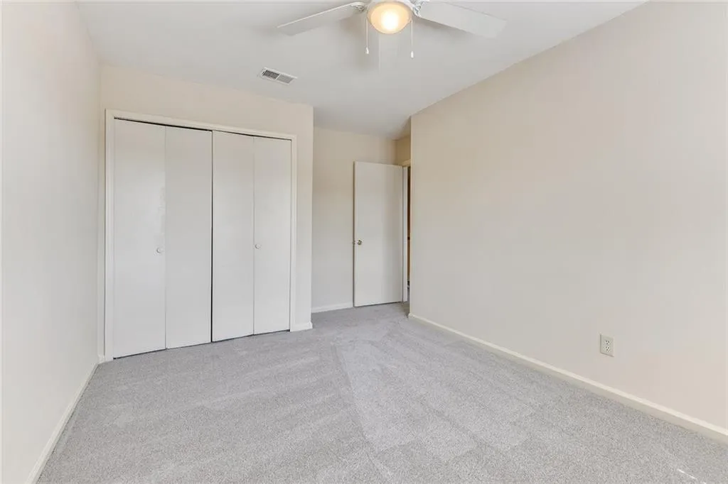 6520 Roswell Road Unit 47, Sandy Springs, Georgia 30328, 3 Bedrooms Bedrooms, ,2 BathroomsBathrooms,Residential,Sold,6520 Roswell Road Unit 47,6037760