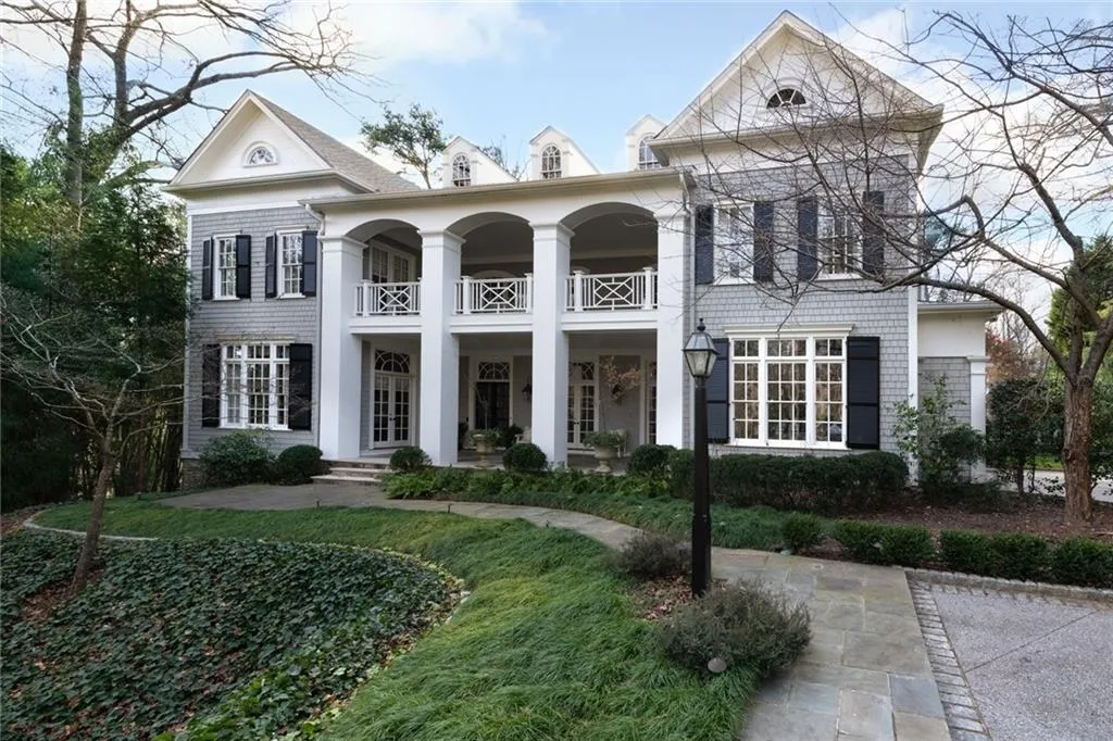 5050 Jett Forest Trail, Sandy Springs, Georgia 30327, 7 Bedrooms Bedrooms, ,5 BathroomsBathrooms,Residential,Sold,5050 Jett Forest Trail,6804442