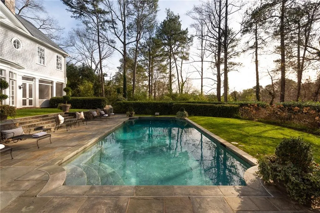 5050 Jett Forest Trail, Sandy Springs, Georgia 30327, 7 Bedrooms Bedrooms, ,5 BathroomsBathrooms,Residential,Sold,5050 Jett Forest Trail,6804442