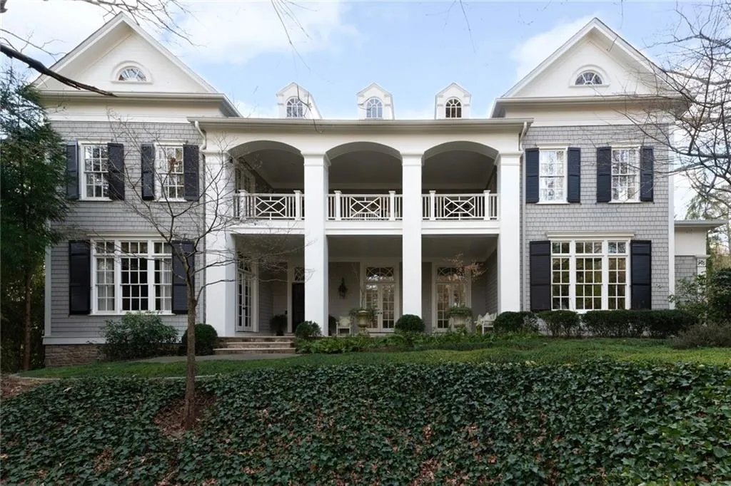 5050 Jett Forest Trail, Sandy Springs, Georgia 30327, 7 Bedrooms Bedrooms, ,5 BathroomsBathrooms,Residential,Sold,5050 Jett Forest Trail,6804442