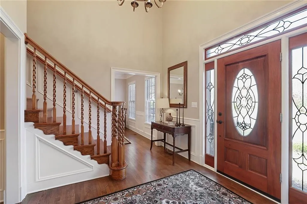 7720 N Spalding Lake Drive, Atlanta, Georgia 30350, 4 Bedrooms Bedrooms, ,4 BathroomsBathrooms,Residential,Sold,7720 N Spalding Lake Drive,6861803