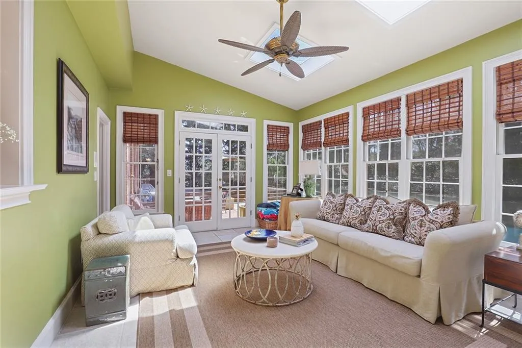 7720 N Spalding Lake Drive, Atlanta, Georgia 30350, 4 Bedrooms Bedrooms, ,4 BathroomsBathrooms,Residential,Sold,7720 N Spalding Lake Drive,6861803
