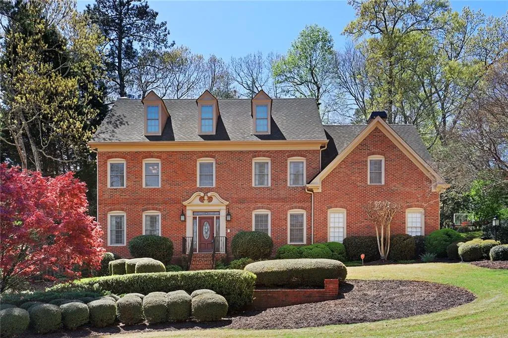 7720 N Spalding Lake Drive, Atlanta, Georgia 30350, 4 Bedrooms Bedrooms, ,4 BathroomsBathrooms,Residential,Sold,7720 N Spalding Lake Drive,6861803