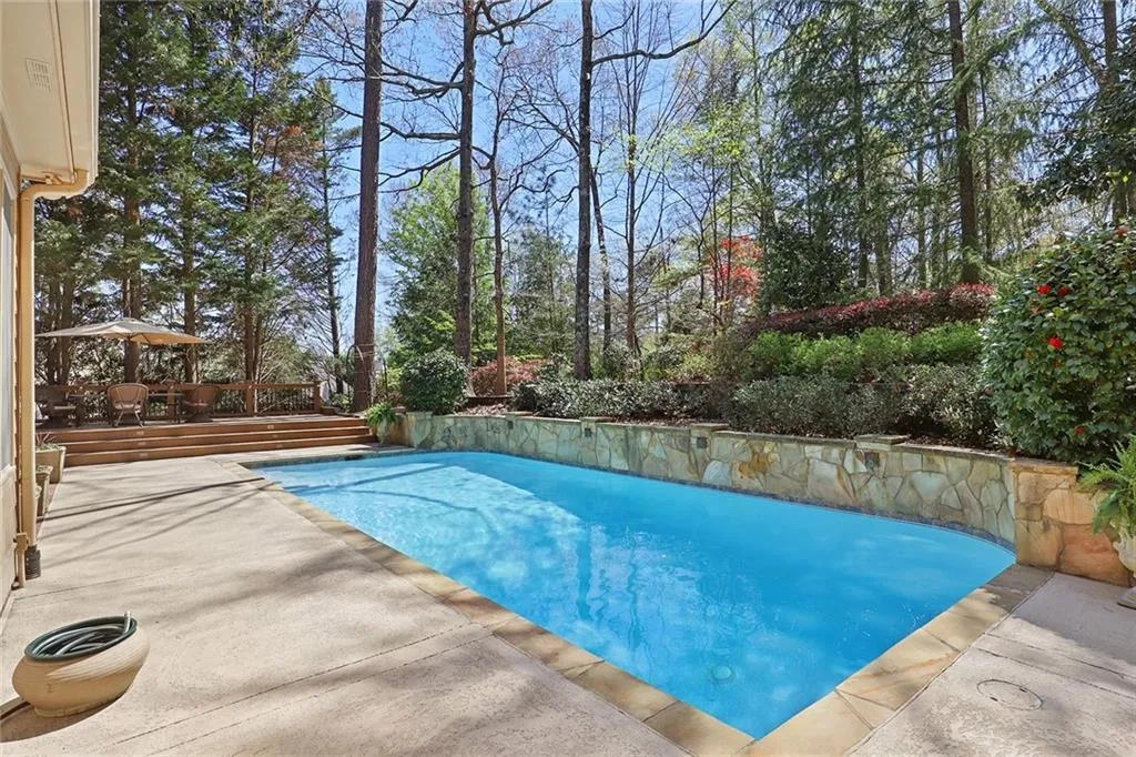 7720 N Spalding Lake Drive, Atlanta, Georgia 30350, 4 Bedrooms Bedrooms, ,4 BathroomsBathrooms,Residential,Sold,7720 N Spalding Lake Drive,6861803