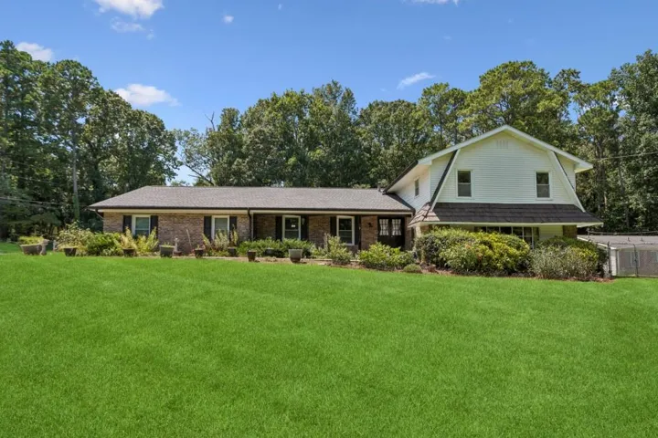 212 Simpson Drive Ne, Kennesaw, Georgia 30144