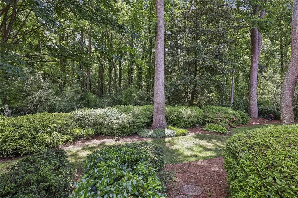 63 W Wieuca Road Ne Unit 5, Atlanta, Georgia 30342, 3 Bedrooms Bedrooms, ,2 BathroomsBathrooms,Residential,For Sale,63 W Wieuca Road Ne Unit 5,7610398