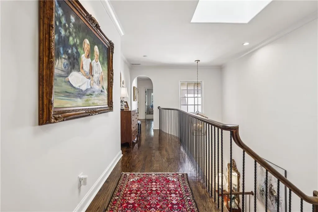 63 W Wieuca Road Ne Unit 5, Atlanta, Georgia 30342, 3 Bedrooms Bedrooms, ,2 BathroomsBathrooms,Residential,For Sale,63 W Wieuca Road Ne Unit 5,7610398