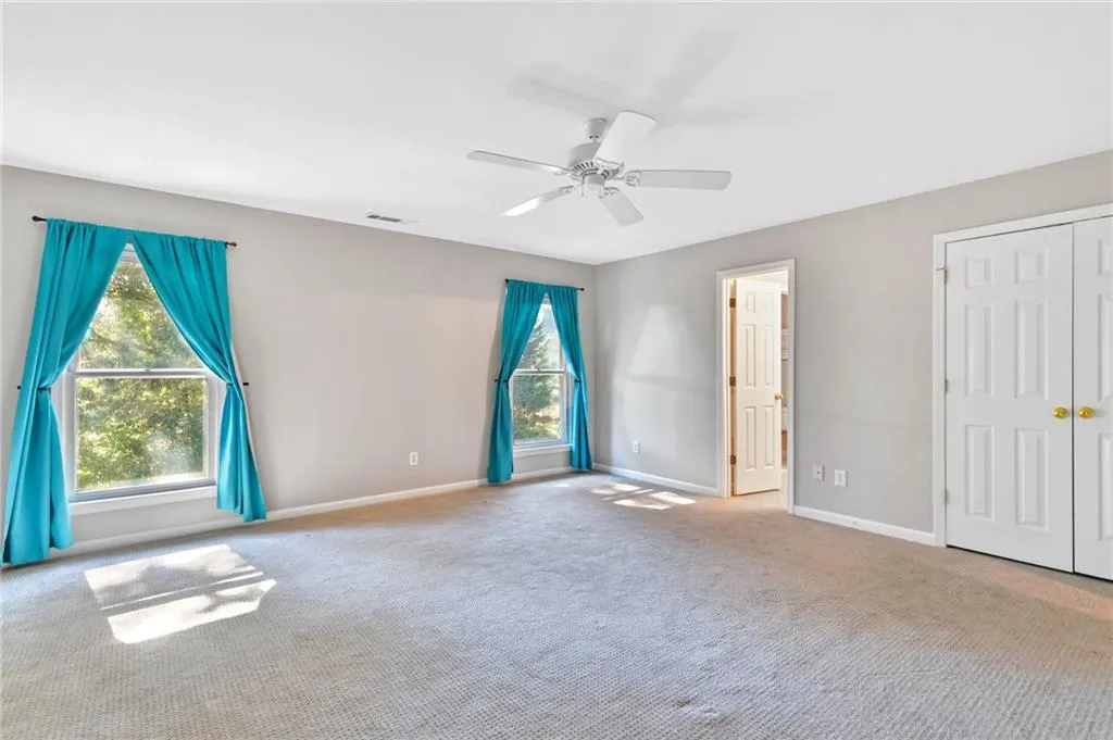 5765 De Claire Court, Sandy Springs, Georgia 30328, 4 Bedrooms Bedrooms, ,4 BathroomsBathrooms,Residential,Sold,5765 De Claire Court,6962942
