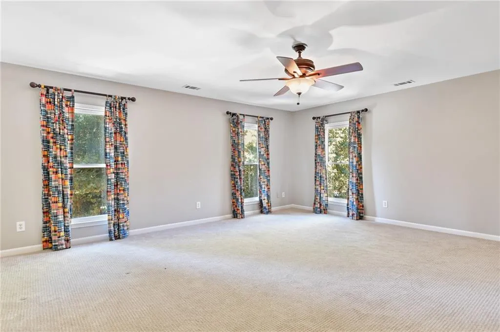 5765 De Claire Court, Sandy Springs, Georgia 30328, 4 Bedrooms Bedrooms, ,4 BathroomsBathrooms,Residential,Sold,5765 De Claire Court,6962942