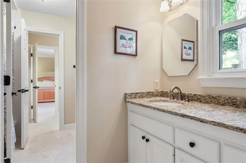 115 Laurian Way, Atlanta, Georgia 30328, 4 Bedrooms Bedrooms, ,3 BathroomsBathrooms,Residential,Sold,115 Laurian Way,7061098