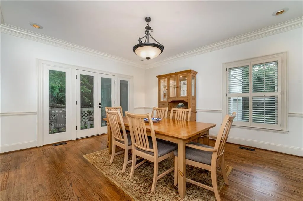 115 Laurian Way, Atlanta, Georgia 30328, 4 Bedrooms Bedrooms, ,3 BathroomsBathrooms,Residential,Sold,115 Laurian Way,7061098
