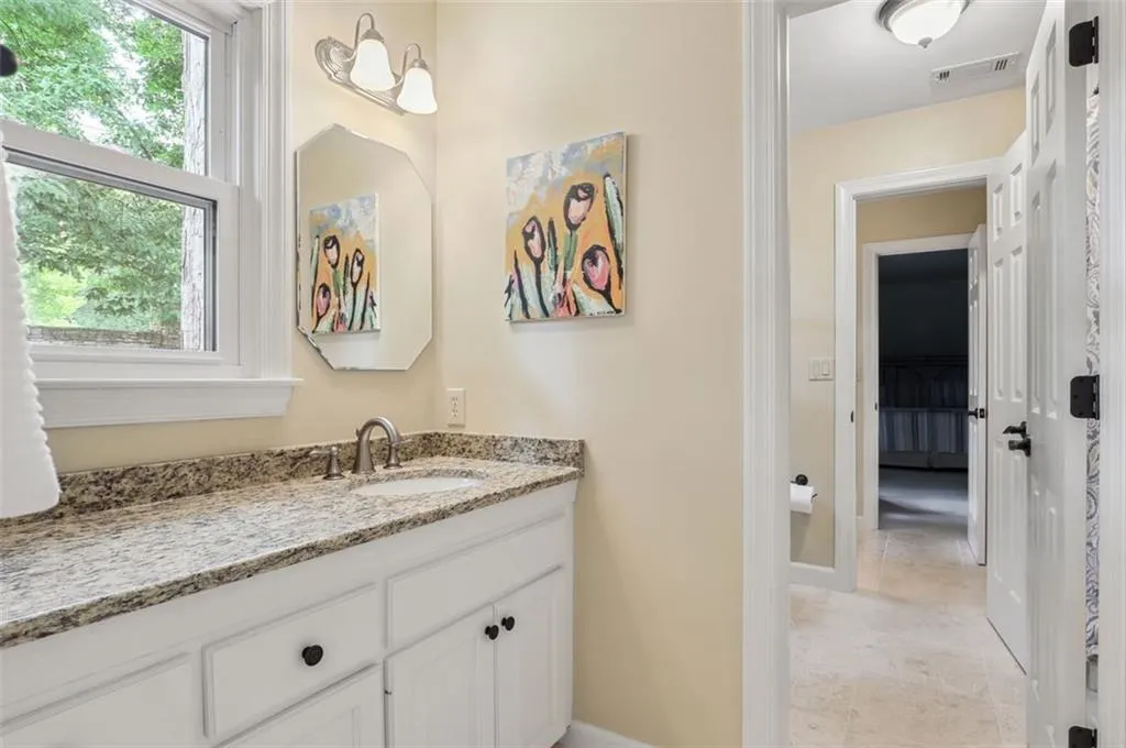 115 Laurian Way, Atlanta, Georgia 30328, 4 Bedrooms Bedrooms, ,3 BathroomsBathrooms,Residential,Sold,115 Laurian Way,7061098