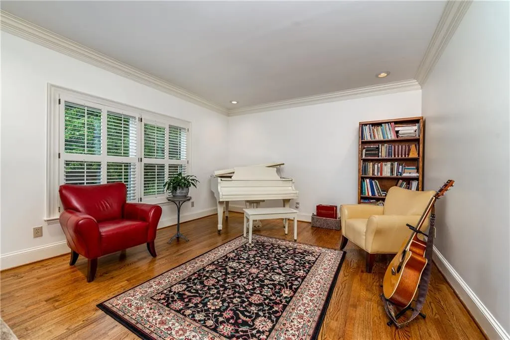 115 Laurian Way, Atlanta, Georgia 30328, 4 Bedrooms Bedrooms, ,3 BathroomsBathrooms,Residential,Sold,115 Laurian Way,7061098