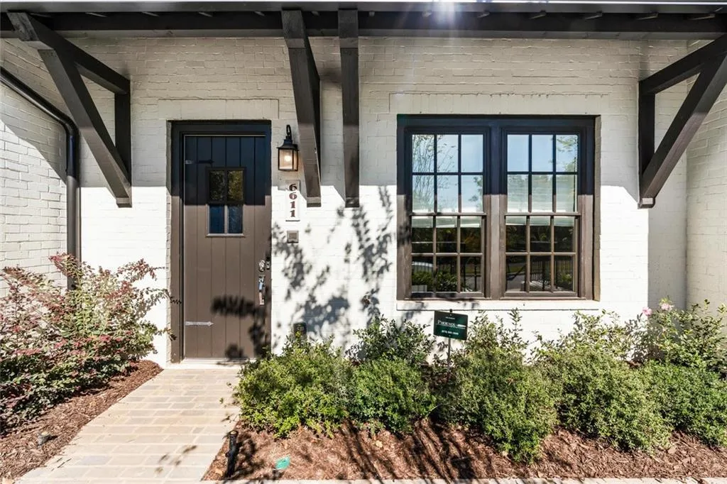 6611 Aria Boulevard Unit 122, Sandy Springs, Georgia 30328, 3 Bedrooms Bedrooms, ,4 BathroomsBathrooms,Residential,Sold,6611 Aria Boulevard Unit 122,6710580