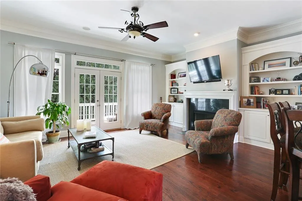 921 Persimmon Point Unit 921, Atlanta, Georgia 30328, 3 Bedrooms Bedrooms, ,3 BathroomsBathrooms,Residential,Sold,921 Persimmon Point Unit 921,5666214