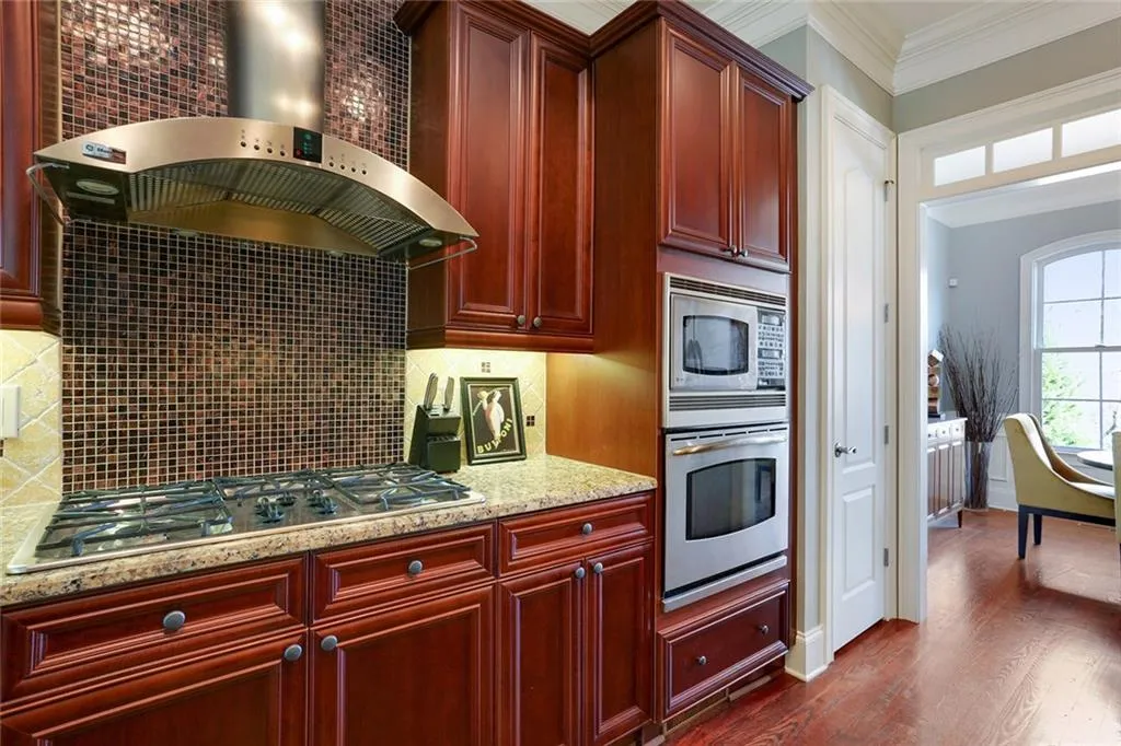 921 Persimmon Point Unit 921, Atlanta, Georgia 30328, 3 Bedrooms Bedrooms, ,3 BathroomsBathrooms,Residential,Sold,921 Persimmon Point Unit 921,5666214