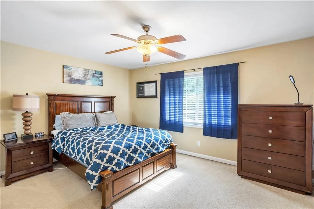 6940 Roswell Road Unit 10f, Atlanta, Georgia 30328, 2 Bedrooms Bedrooms, ,1 BathroomBathrooms,Residential,Sold,6940 Roswell Road Unit 10f,6912702