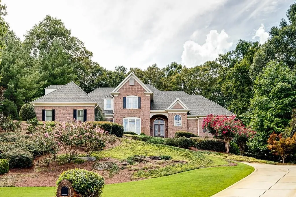 1640 Misty Oaks Drive, Atlanta, Georgia 30350, 6 Bedrooms Bedrooms, ,6 BathroomsBathrooms,Residential,Sold,1640 Misty Oaks Drive,5742526