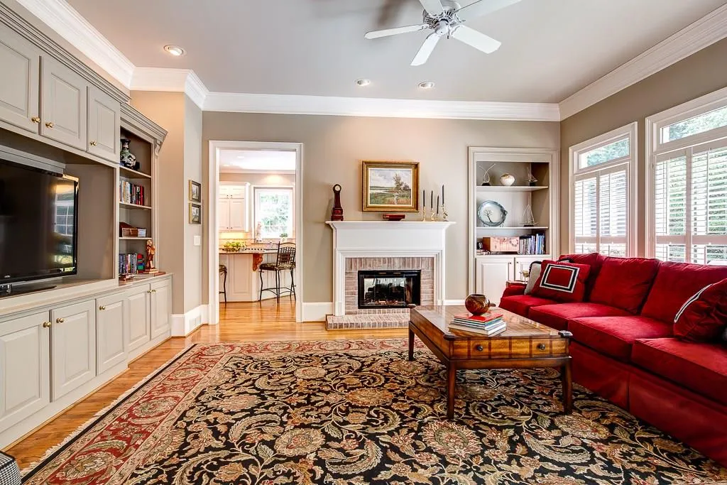 1640 Misty Oaks Drive, Atlanta, Georgia 30350, 6 Bedrooms Bedrooms, ,6 BathroomsBathrooms,Residential,Sold,1640 Misty Oaks Drive,5742526