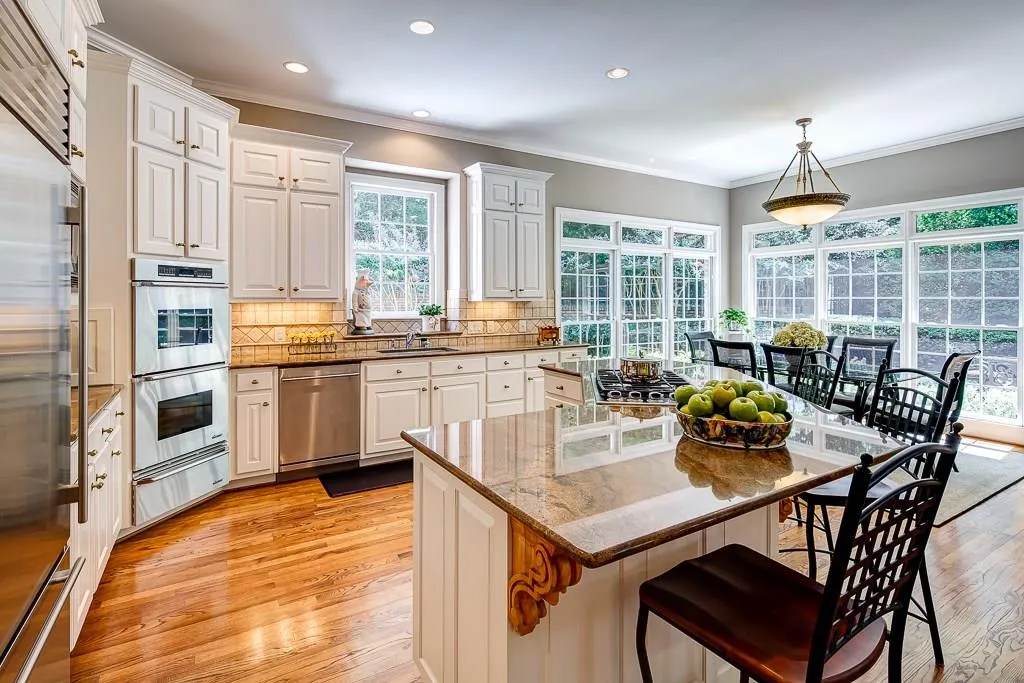 1640 Misty Oaks Drive, Atlanta, Georgia 30350, 6 Bedrooms Bedrooms, ,6 BathroomsBathrooms,Residential,Sold,1640 Misty Oaks Drive,5742526